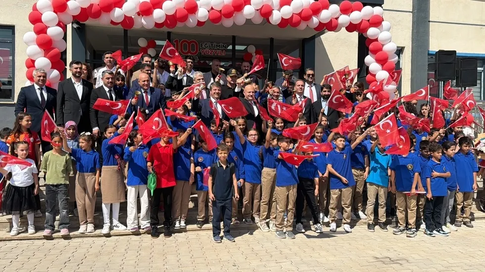 Bakan Tekin açıkladı: Ara tatil uygulaması, öğretmenlere kıyafet düzenlemesi ve Ruhban Okulu için yeni mesajlar - 5