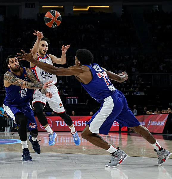 Anadolu Efes Yunan rakibi Olympiakos'u yendi - 2