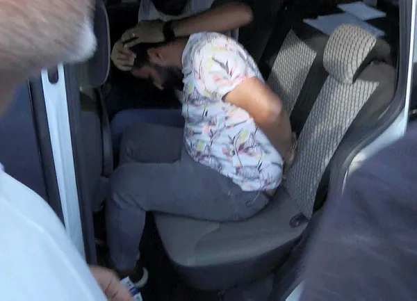 Antalya'da bankada gerçekleşen rehine krizi sona erdi: Banka müdürü ve çalınalar kurtarıldı! Zanlı gözaltında - 8