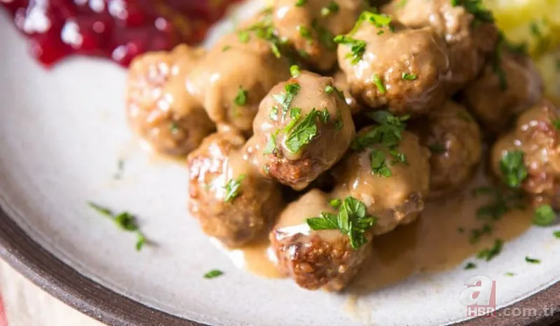 Mis gibi kokusuyla gönlünüzü fethedecek Osmanlı köftesi! Bayılarak yediğimiz İsveç tarifi de meğer bizim 5