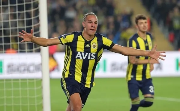 Fenerbahçe Michael Frey’den para kazandı mı? Michael Frey Sarı Lacivertli ekibe veda etti | Son dakika transfer gelişmesi
