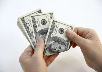 Dolar ve euro güne nasıl başladı?