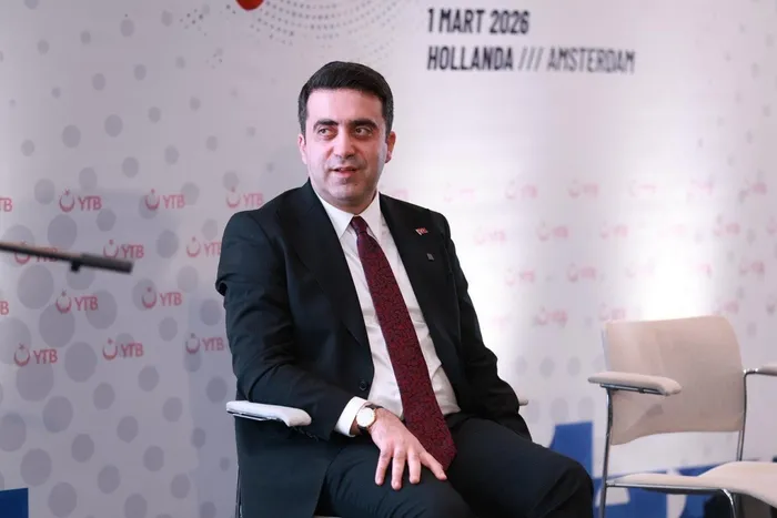 YTB Avrupa’daki sanat dünyasını Amsterdam’da bir araya getirdi - 1