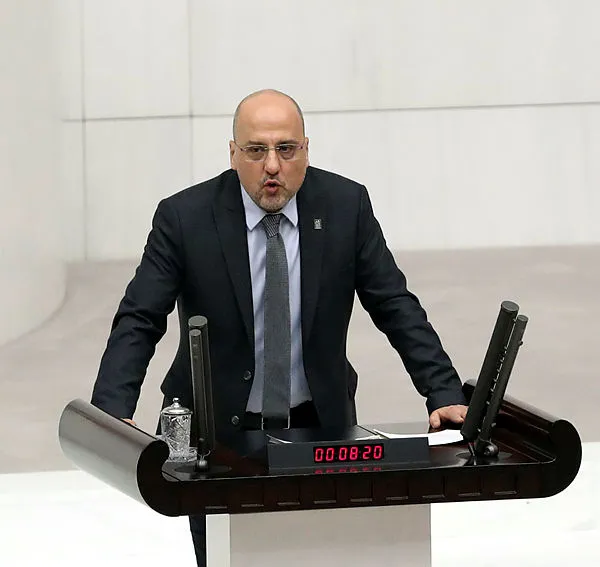 Bunları unutma Türkiye! İşte Can Atalay’ın arkadaşları TİP’li vekiller! Dertleri millet emelleri ihanet