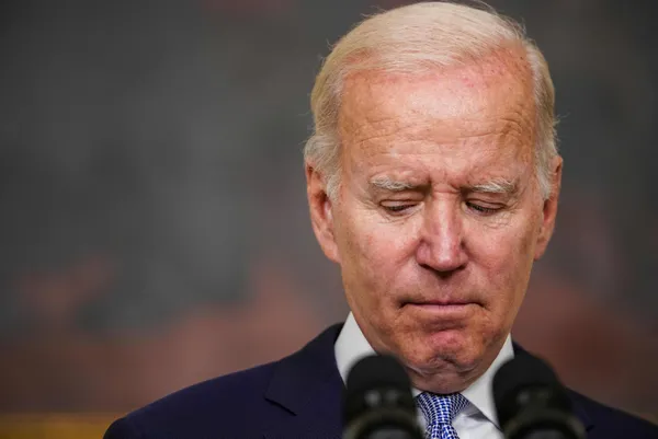 bidenin-saglik-durumuna-iliskin-yeni-aciklama-negatife-donmuyor-1659555843030.jpg Biden'ın sağlık durumuna ilişkin yeni açıklama: Negatife dönmüyor - 2