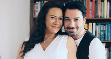 Sunucu Ezgi Sertel ikiz bebeklerini kucağına aldı