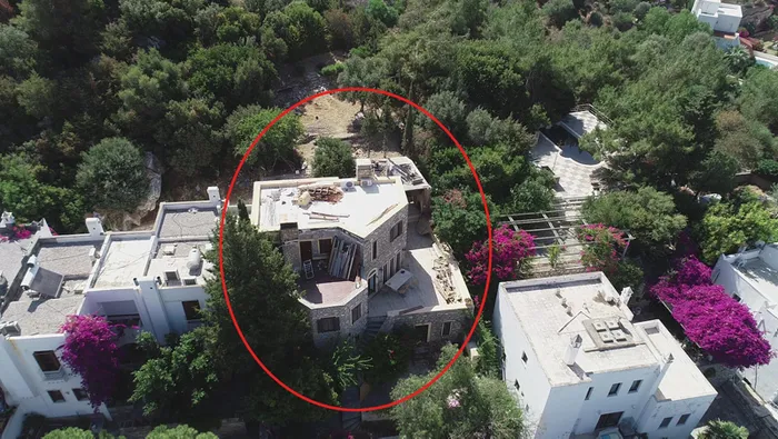 Firari Can Dündar'ın villasındaki kaçak bölümlerin yıkımında son gün - 1