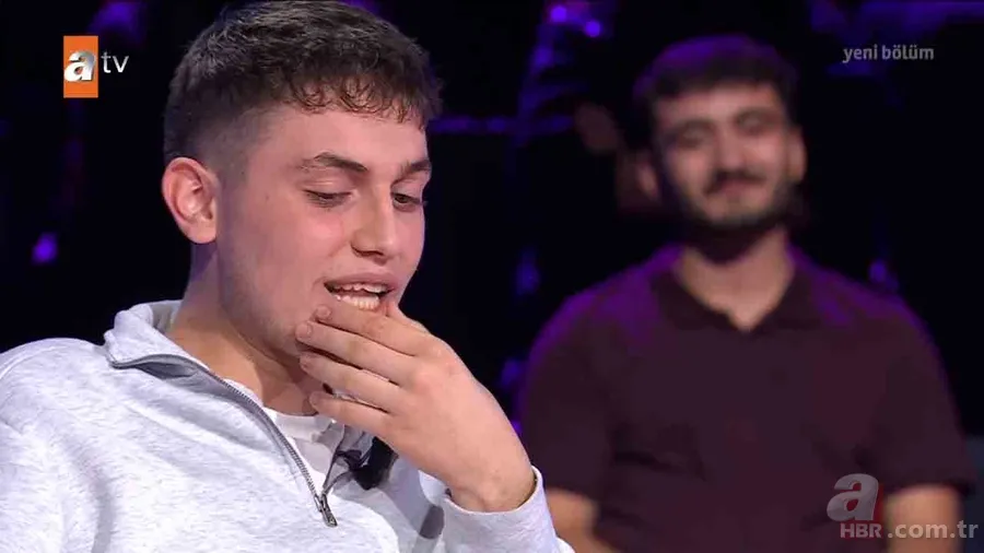 Kim Milyoner Olmak İster’de büyük ödüle ramak kala! "Risk alıyorum bir daha mı geleceğim dünyaya?" dedi! Başını yaktı | İşte şaşırtan o anlar... 2