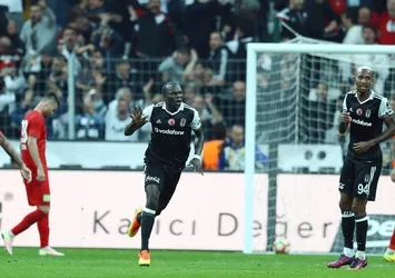 Beşiktaş, Antalyaspor'u farklı geçti