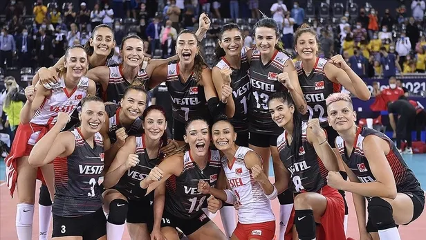 abd-turkiye-voleybol-maci-bugun-saat-kacta-hangi-kanalda-filenin-sultanlari-dunya-sampiyonasinda-1665150795036.jpg ABD-Türkiye voleybol maçı bugün saat kaçta, hangi kanalda? Filenin Sultanları Dünya Şampiyonası'nda! - 3