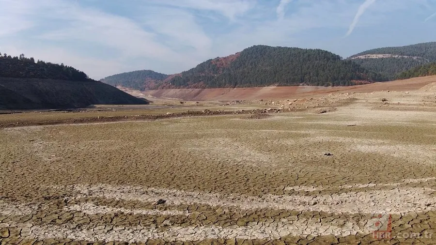 Bursa’da 60 milyon metreküp kapasiteli baraj tamamen kurudu! Sadece 50 günlük su kaldı 9
