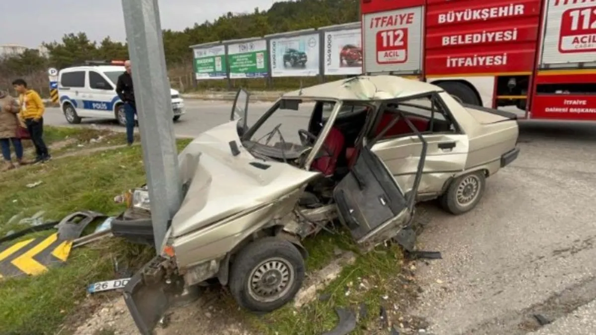 Eskişehir'de araçlar çarpıştı: Yaralılar var