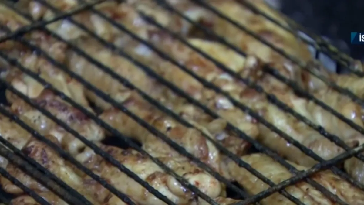 Tavuk fiyatı altın ve dövizi katladı! Tavuk fiyatı nasıl yüzde 200 zamlandı?