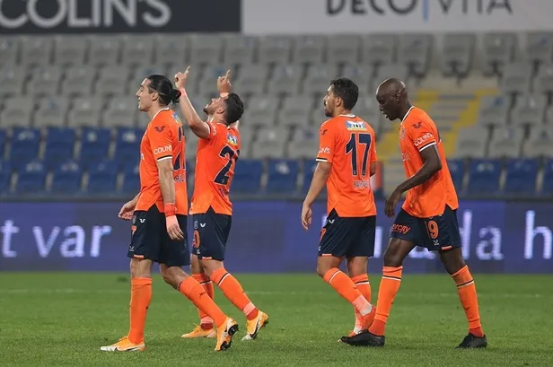 Son dakika: Başakşehir maçı neden durdu? Başakşehir maçı neden yarıda kaldı, devam edecek mi? Pierre Webo... - 2