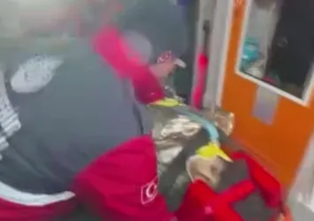 Hatay'daki enkazdan 162 saat sonra kurtarılan Ayşe'den duygulandıran sözler! En büyük asker bizim asker