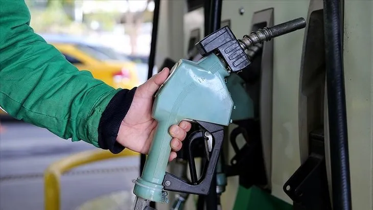 Benzin fiyatları son dakika: İl il yeni benzin fiyatları ne kadar oldu? 2021 İstanbul, Ankara, İzmir benzin fiyat farkı...