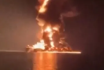 İran ordusu ABD tankerini böyle vurdu