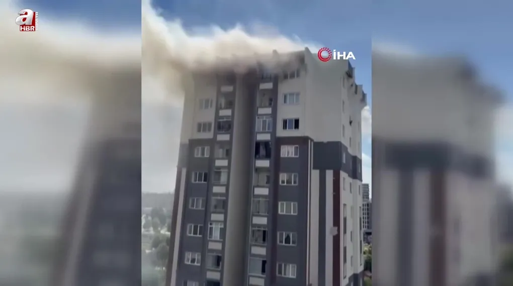 Küçükçekmece'de bina yangını