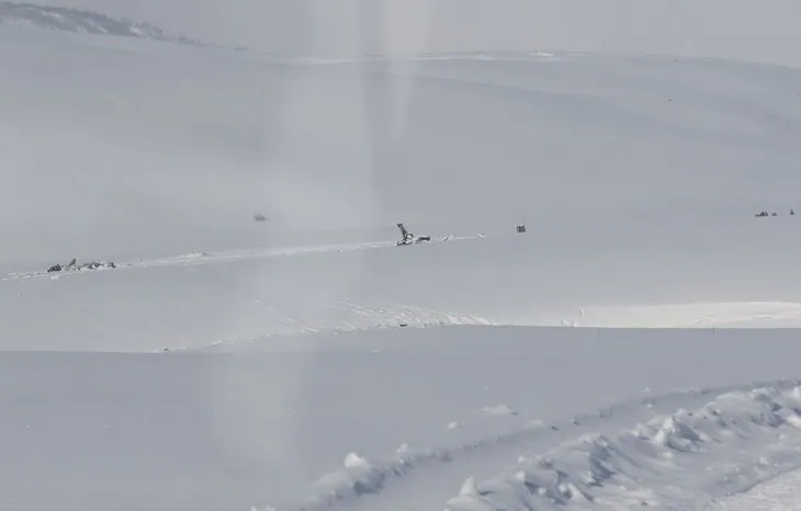 Bitlis'te düşen helikopterin enkazından ilk görüntü
