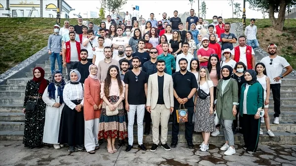baskan-erdogan-ve-ak-parti-gencleri-onemsiyor-21-yilda-nereden-nereye-1671430069369.jpg Başkan Erdoğan'dan gençler için yoğun mesai! 21 yılda nereden nereye gelindi - 7