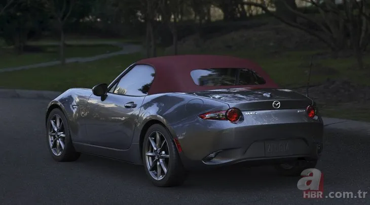 Mazda yeni MX-5 Miata RF’yi duyurdu! Mazda MX-5 Miata RF’nin motor gücü ve özellikleri neler?