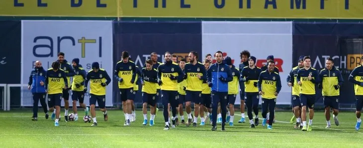 Ersun Yanal'dan flaş karar! İşte Gaziantep FK-Fenerbahçe maçı muhtemel 11'leri!