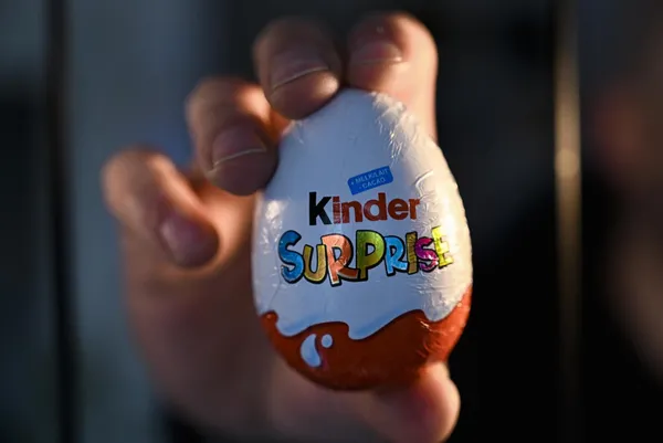 1651066931241.jpg Kinder Sürpriz'lerdeki Salmonella tehlikesi 11 ülkeye yayıldı! Salmonella'nın belirtileri neler? - 4