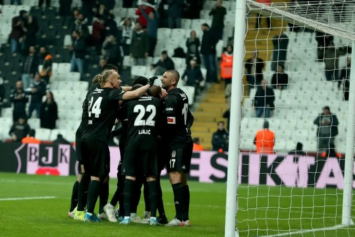 Abdullah Avcı’dan önemli karar! İşte Beşiktaş-Anagold 24 Erzincanspor maçı muhtemel 11’leri
