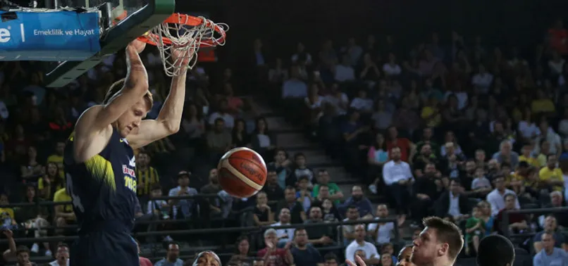 Basketbol Ligi'nde ilk finalist Fenerbahçe