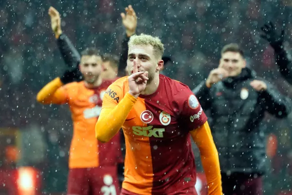 galatasarayin-jokeri-baris-alper-yilmaz-dalyaya-hazirlaniyor-1711700724678.jpg Galatasaray'ın "joker"i Barış Alper Yılmaz "dalya"ya hazırlanıyor!