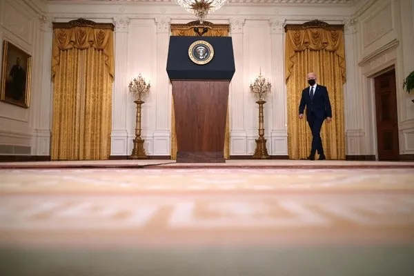 ABD Başkanı Joe Biden yine sosyal medyanın diline düştü! Skandal gaf: Putin yerine 'Klutin' dedi - 4