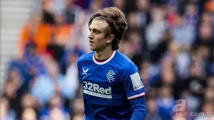 Galatasaray'dan Süper Lig'de ses getirecek transfer! Ezeli rakibinin eski yıldızını aldı 5