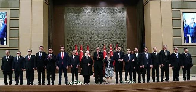 Başkan Erdoğan yeni kabineyi açıkladı