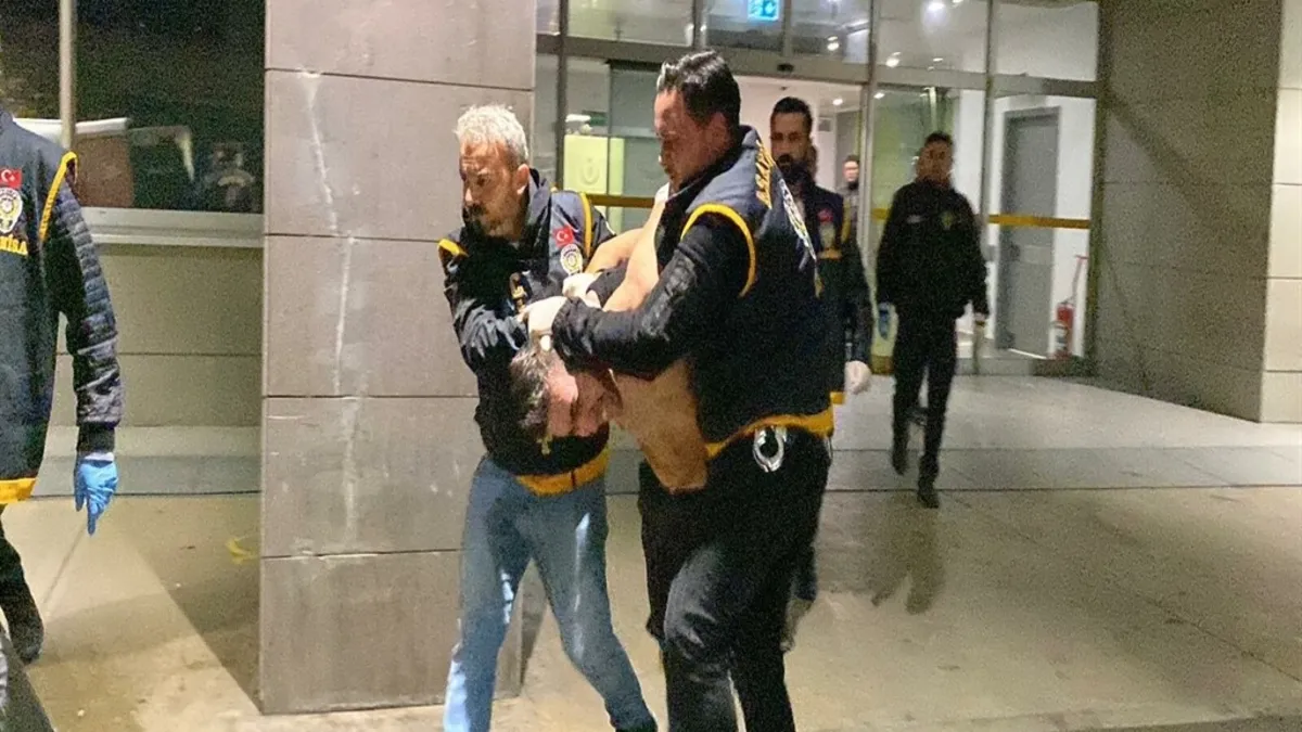 Kız kardeşine şiddet uyguladığı anları sosyal medyada paylaştı! Valilik açıkladı: Şahıs yakalandı