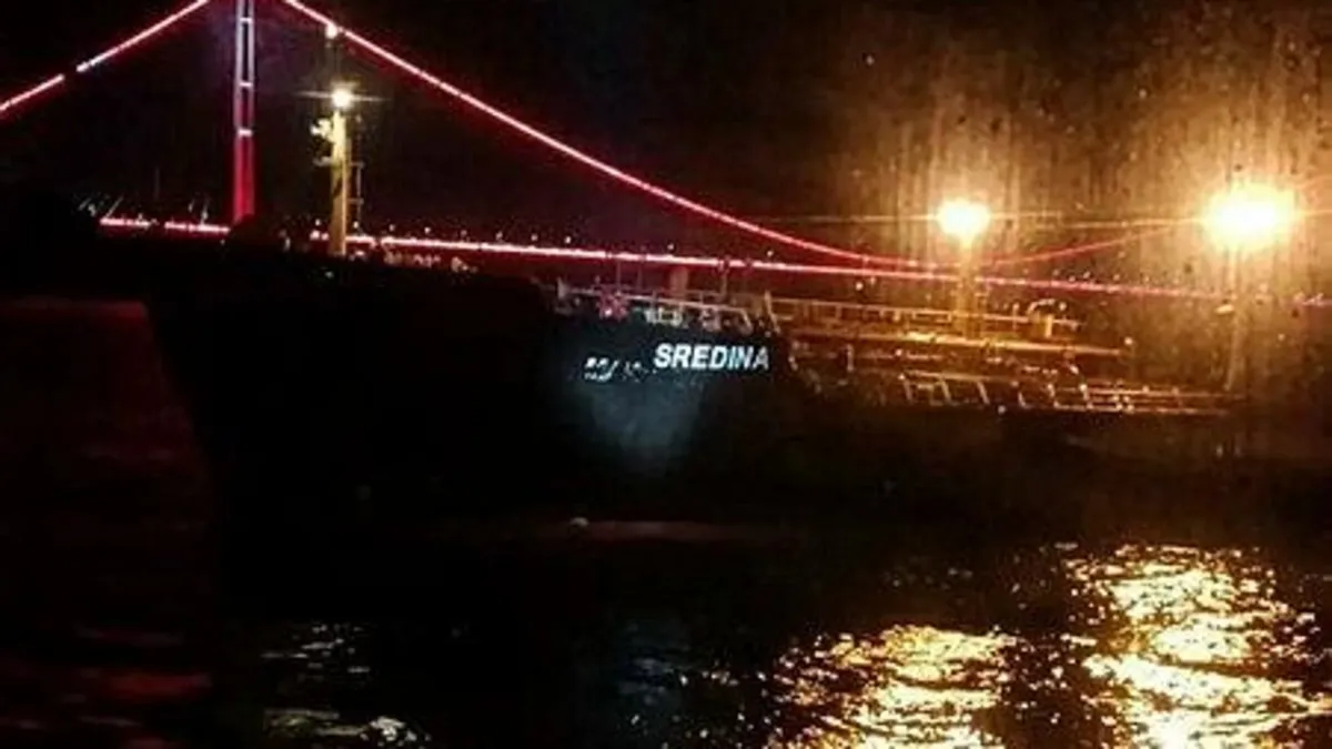 İstanbul Boğazı'nda alarm! Gemi trafiğine kapatıldı