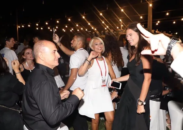 İBB’de hiç tecrübesi olmayan Özge Türkyılmaz torpille işe başlamış!