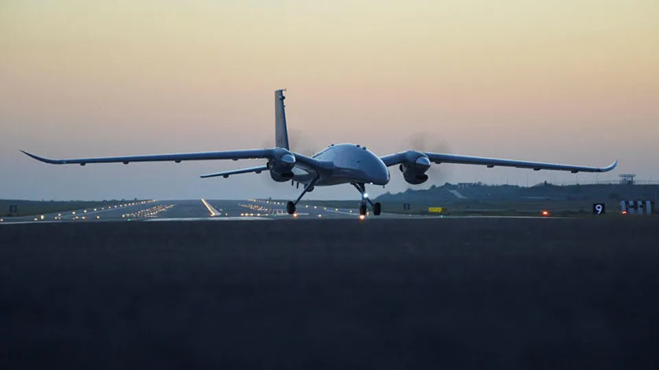 Son dakika: Akıncı TİHA özellikleri | F-16 füzesi atacak! Geri sayım başladı