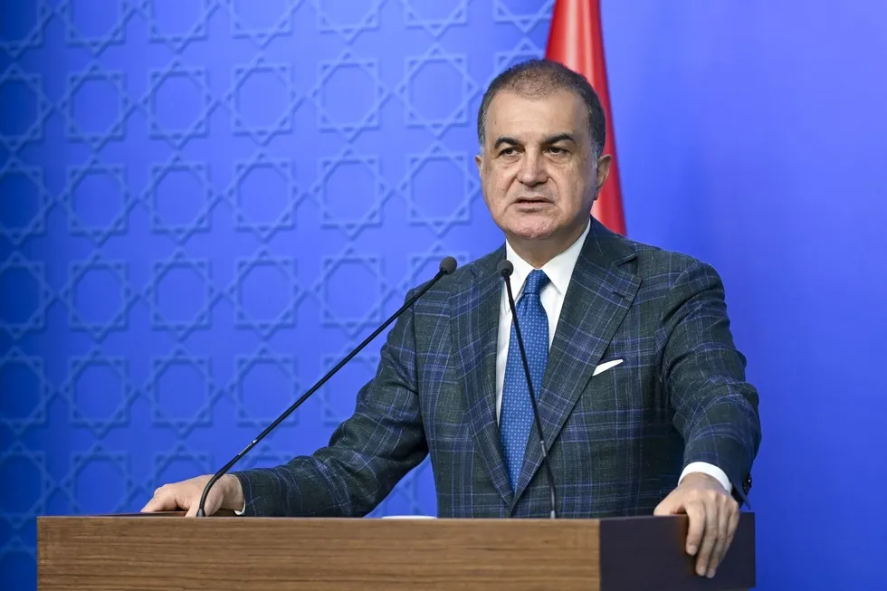 omer-celikten-fon-sorusturmasi-mesaji-taviz-vermeden-hesap-sorulacak-1790511183263.jpeg AK Parti'de Fatma Betül Sayan Kaya için "hukuki süreç" vurgusu: Farklı adımlar atılacak - 1