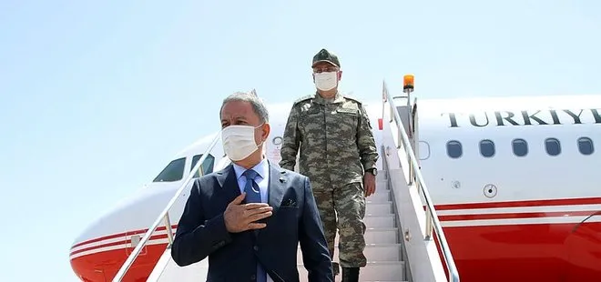 Milli Savunma Bakanı Akar ve Genelkurmay Başkanı Orgeneral Güler Libya’da...