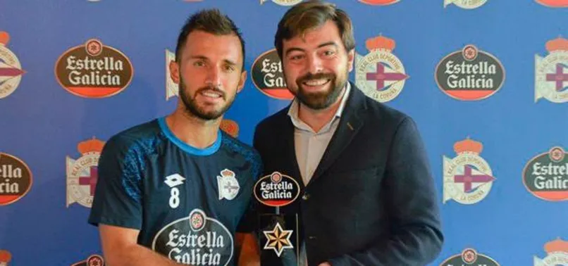 Deportivo'da ayın futbolcusu Emre Çolak