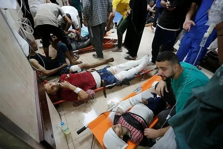 Katil İsrail'in Nusayrat Katliamı sonrası sokaklar ölülerle doldu! Netanyahu'nun talimatıyla 3 kampa birden saldırı
