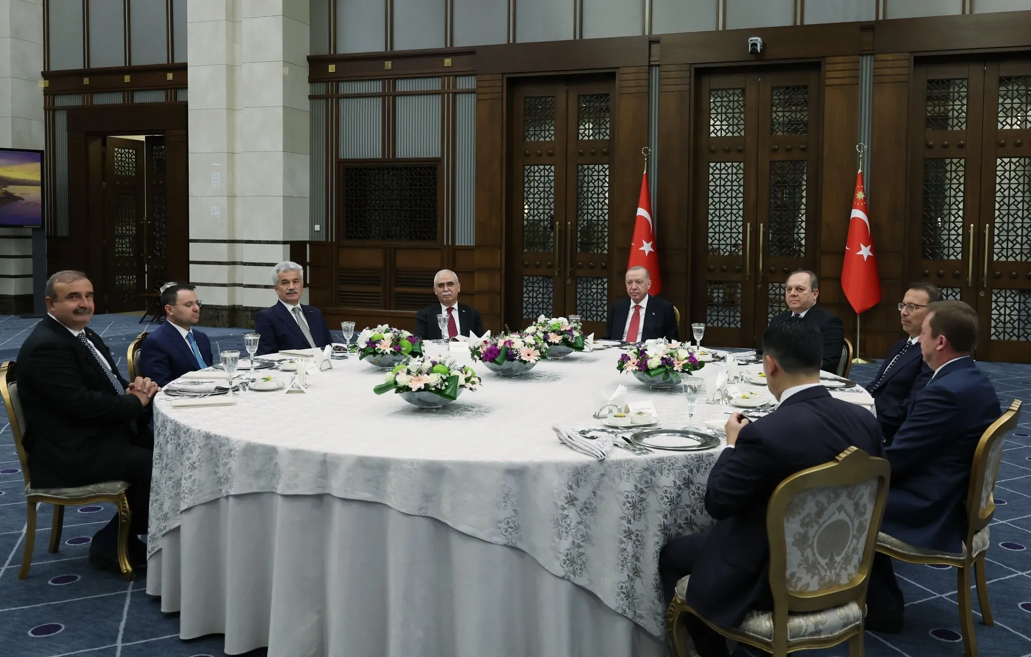 Başkan Erdoğan, Yüksek Mahkeme Başkanlarıyla yemekte bir araya geldi