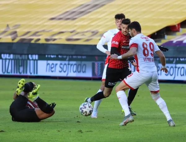 Gaziantep'te sessiz maç! Gaziantep FK 0-0 Antalyaspor (MAÇ SONUCU-ÖZET) - 4