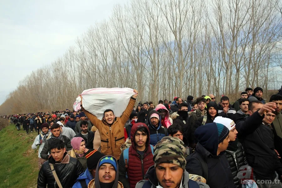 Avrupa'da mülteci korkusu! Tel çitleri keserek Yunanistan'a ulaştılar 5