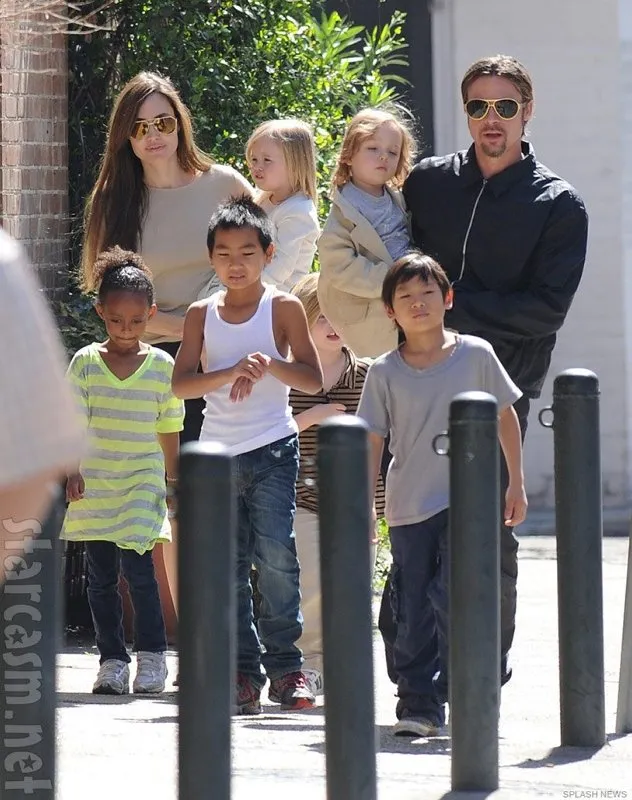 Brad Pitt ve Angelin Jolie efsanesi resmi olarak sona erdi