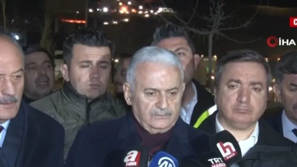 Binali Yıldırım heyelan bölgesinde: Burada zehirleyici bir madde olmadığı düşünülüyor