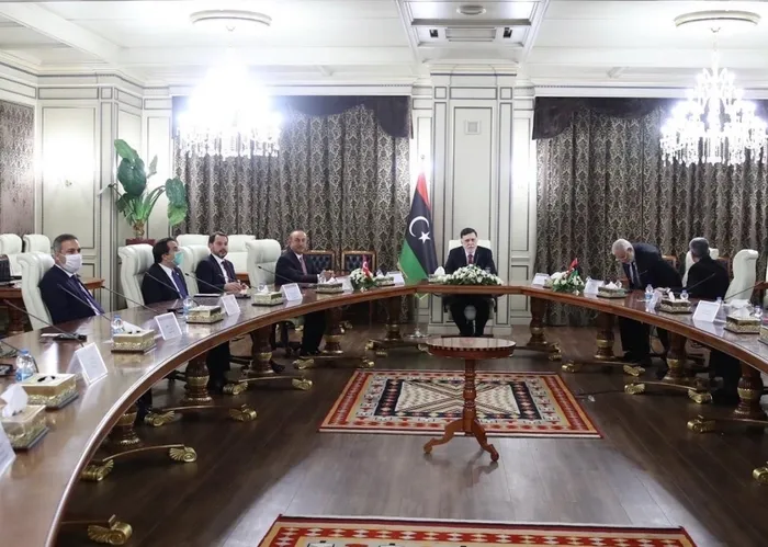 Son dakika: Hazine ve Maliye Bakanı Berat Albayrak'tan Libya mesajı - 1