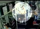 Ataköy Metrobüs istasyobüs durağındaki hırsızlık kamerada