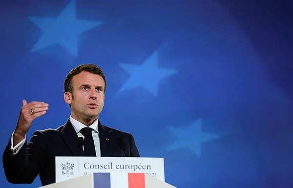 macronun-yeni-hedefi-belarus-minske-indirilen-ucakla-ilgili-flas-sozler-1621968215612.jpg Macron'un yeni hedefi Belarus! Minsk'e indirilen uçakla ilgili flaş sözler - 1