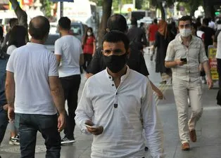 Kentte corona virüs alarmı! Siyah maske kullananlar...